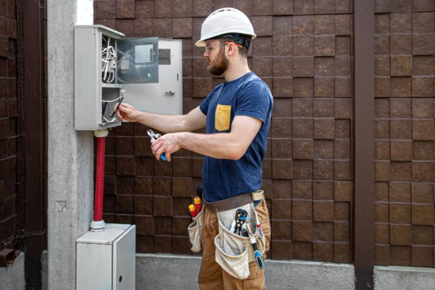 Does a 140 Amp Welder Really Draw 140 Amps From the Outlet