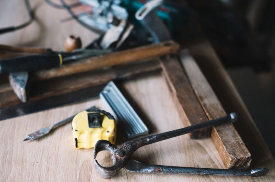 Are 5/8-Inch and 16mm Welding Table Holes the Same?