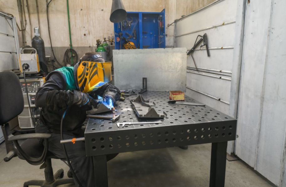 Why a 36×48 Welding Table Works So Well for Home Garages