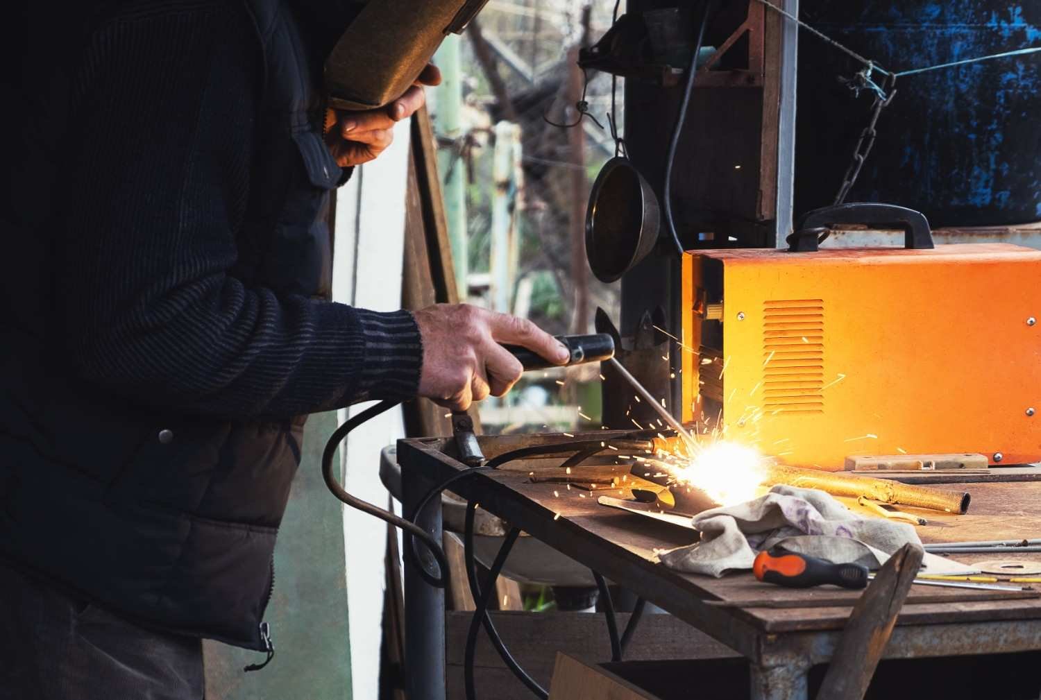 Can I Run a Portable Welder From a Generator?